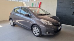 Auto Toyota Yaris - 5p 14 d-4d in vendita presso Auto 4 - Foto 1